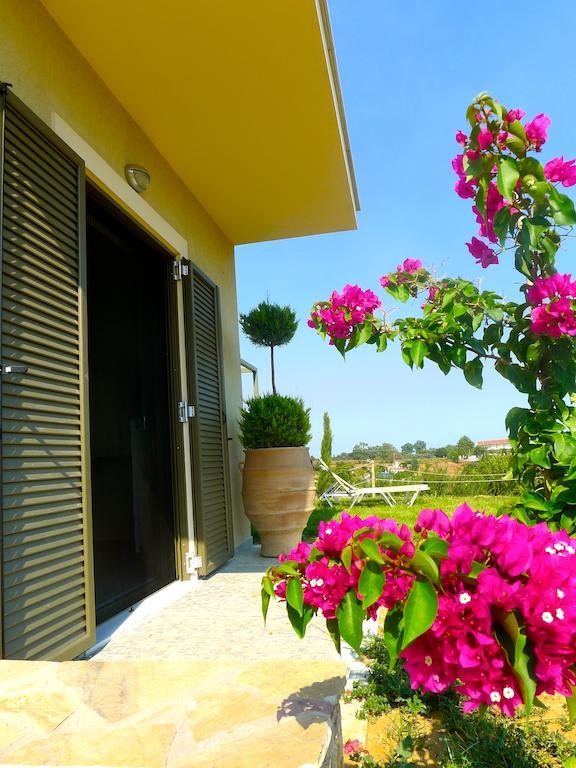 Divaria Villas Skala  객실 사진